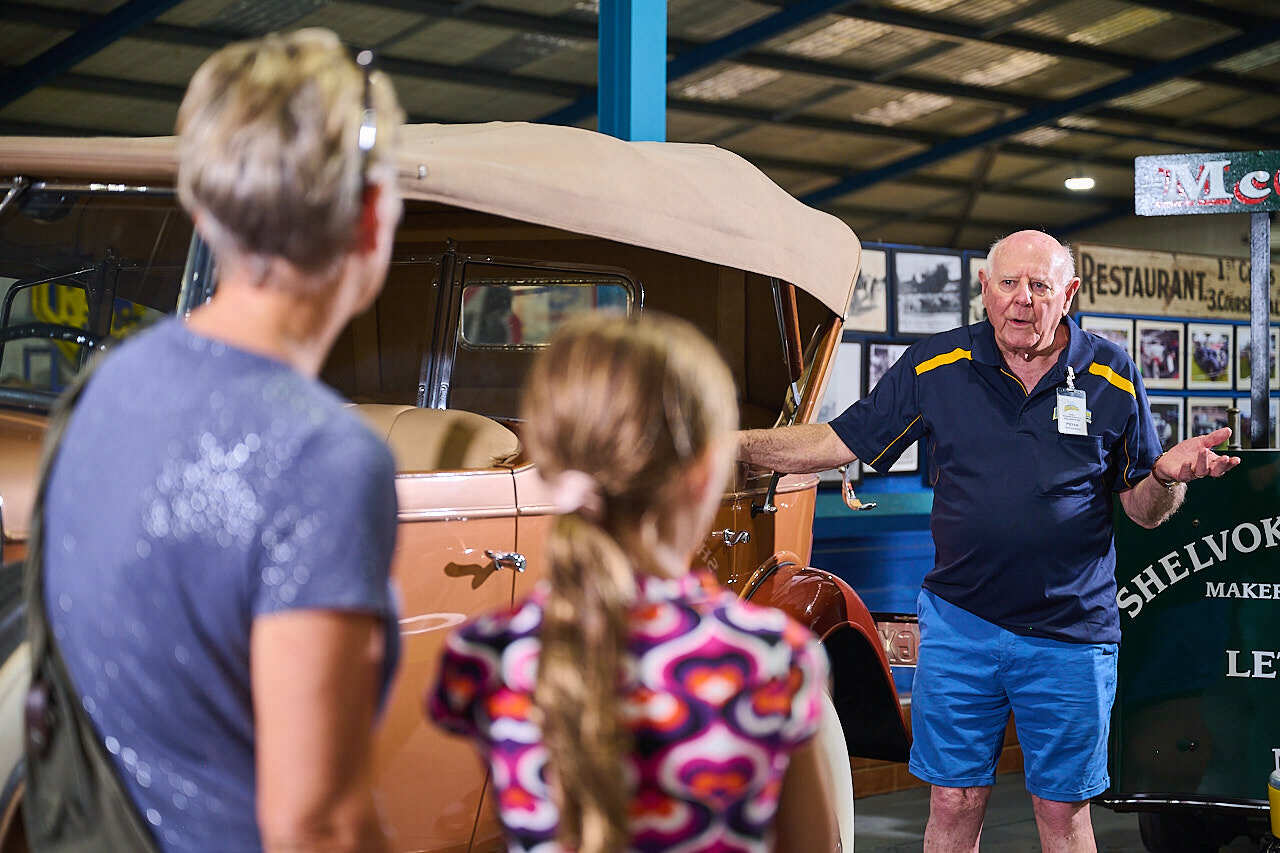 326 WP TRACTOR 20220410 Z728971 }}