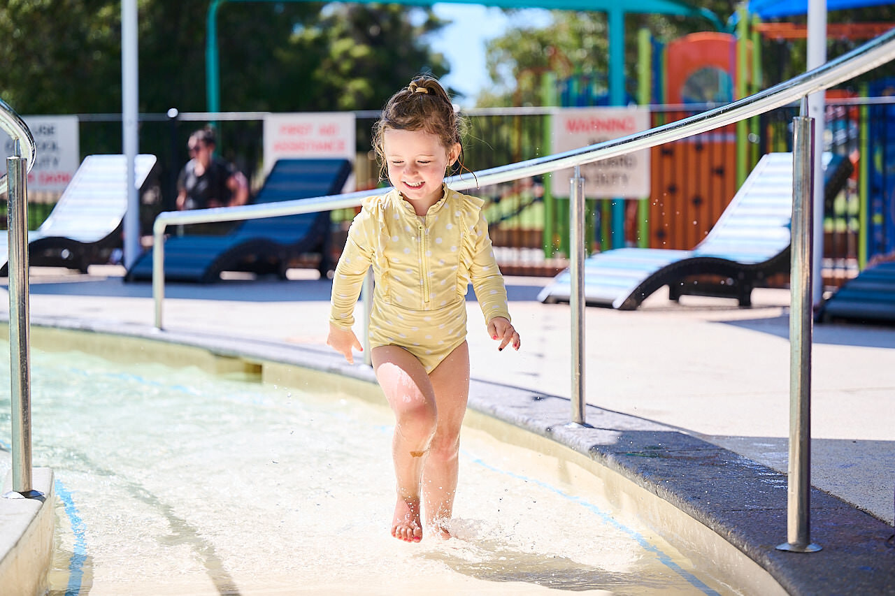 153 WP POOL 230213 DC17570 }}