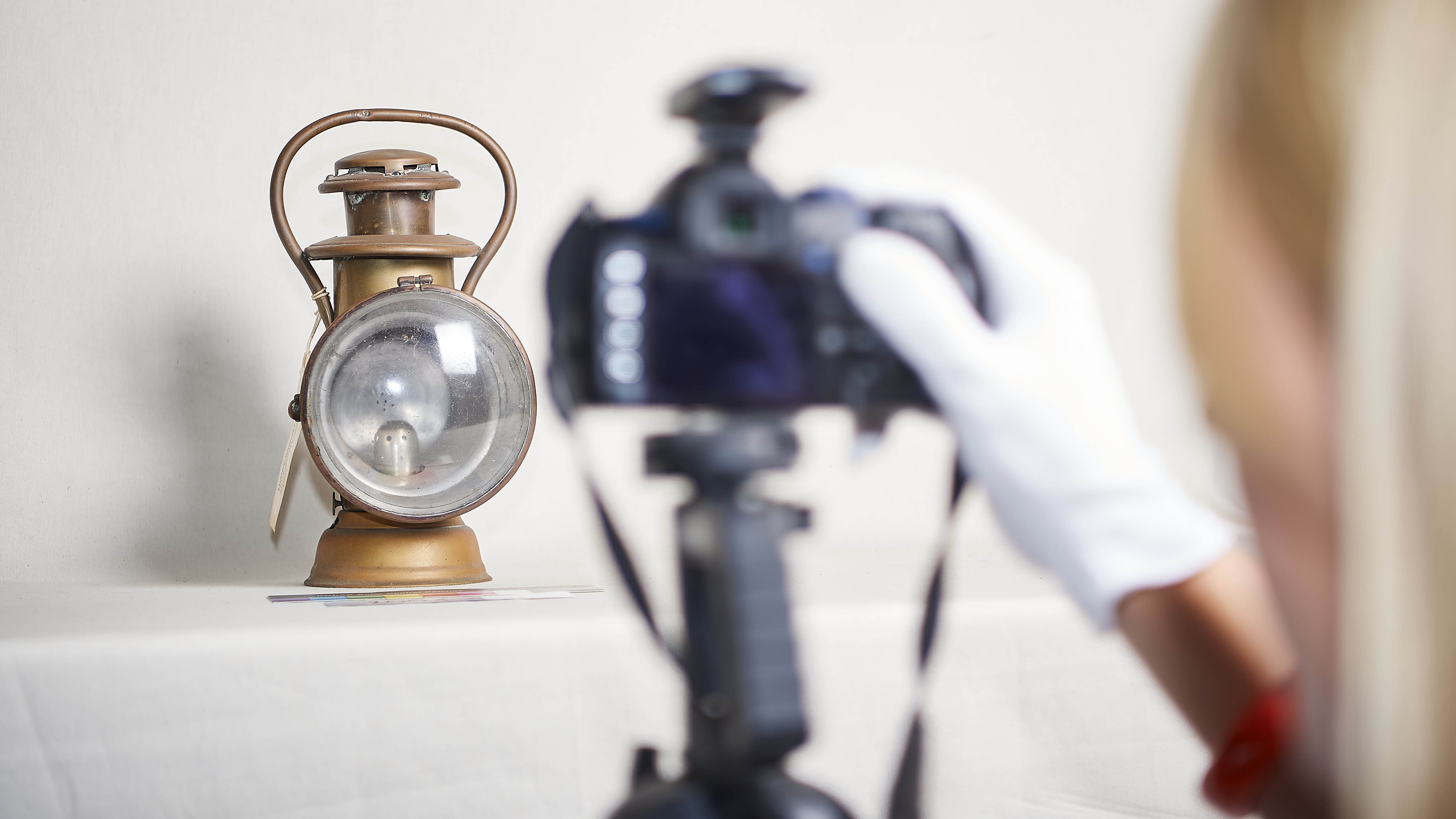 RTM Collection objects 02 WEB }}