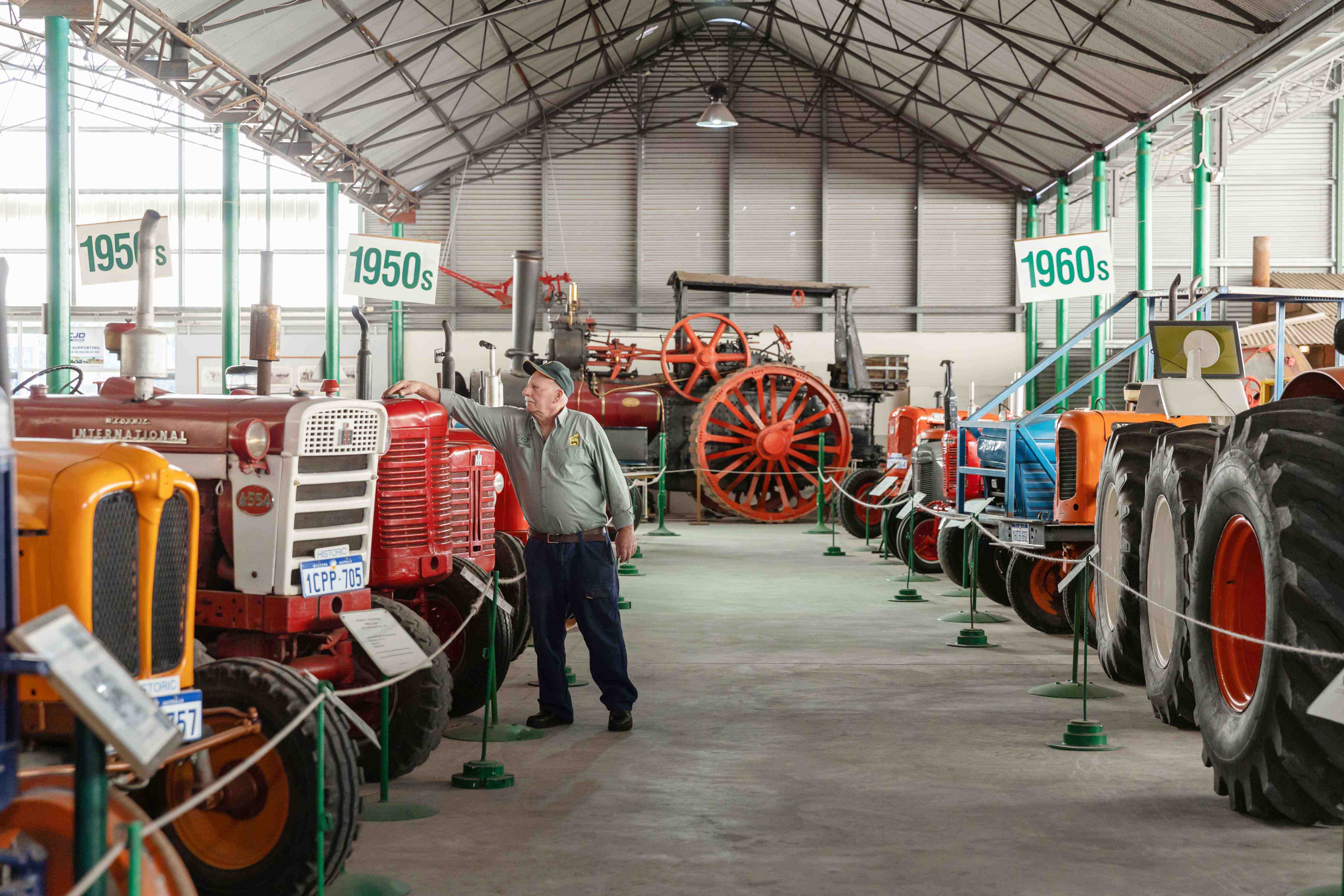 Whiteman Park education Tractor Museum Tractor Factor }}