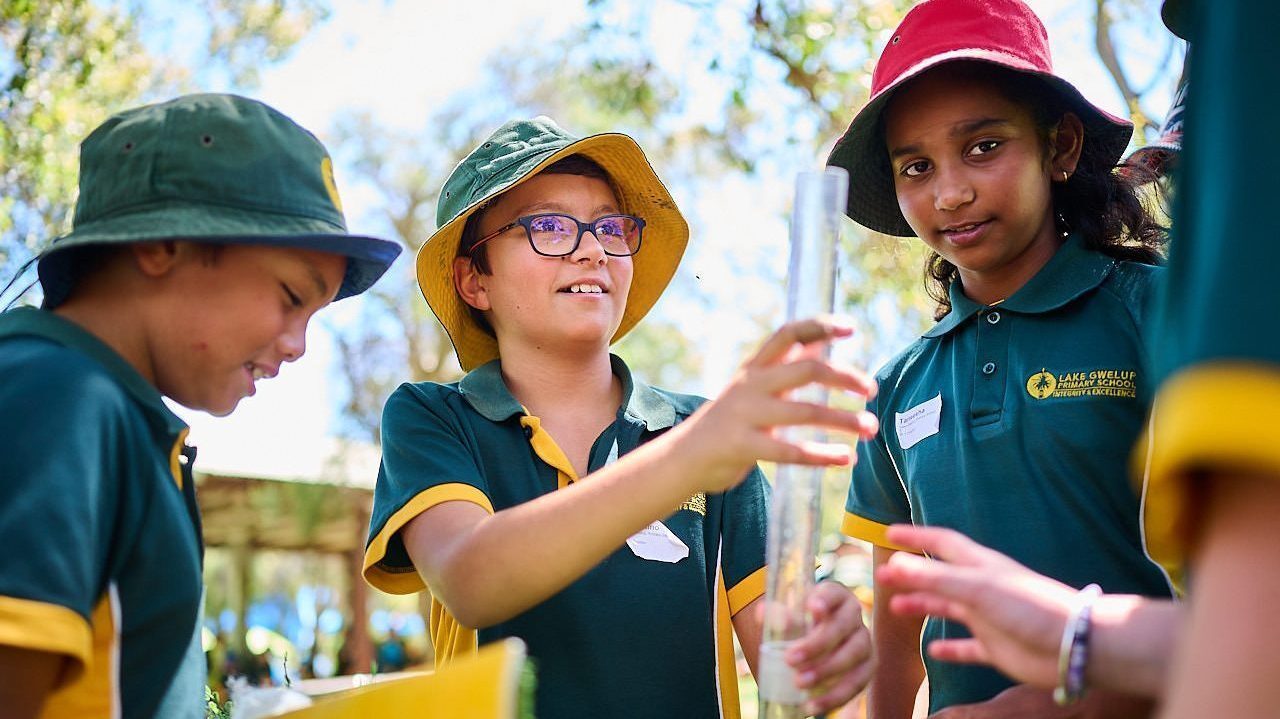 306 WP GROUNDWATER 231101 DC19480 }}