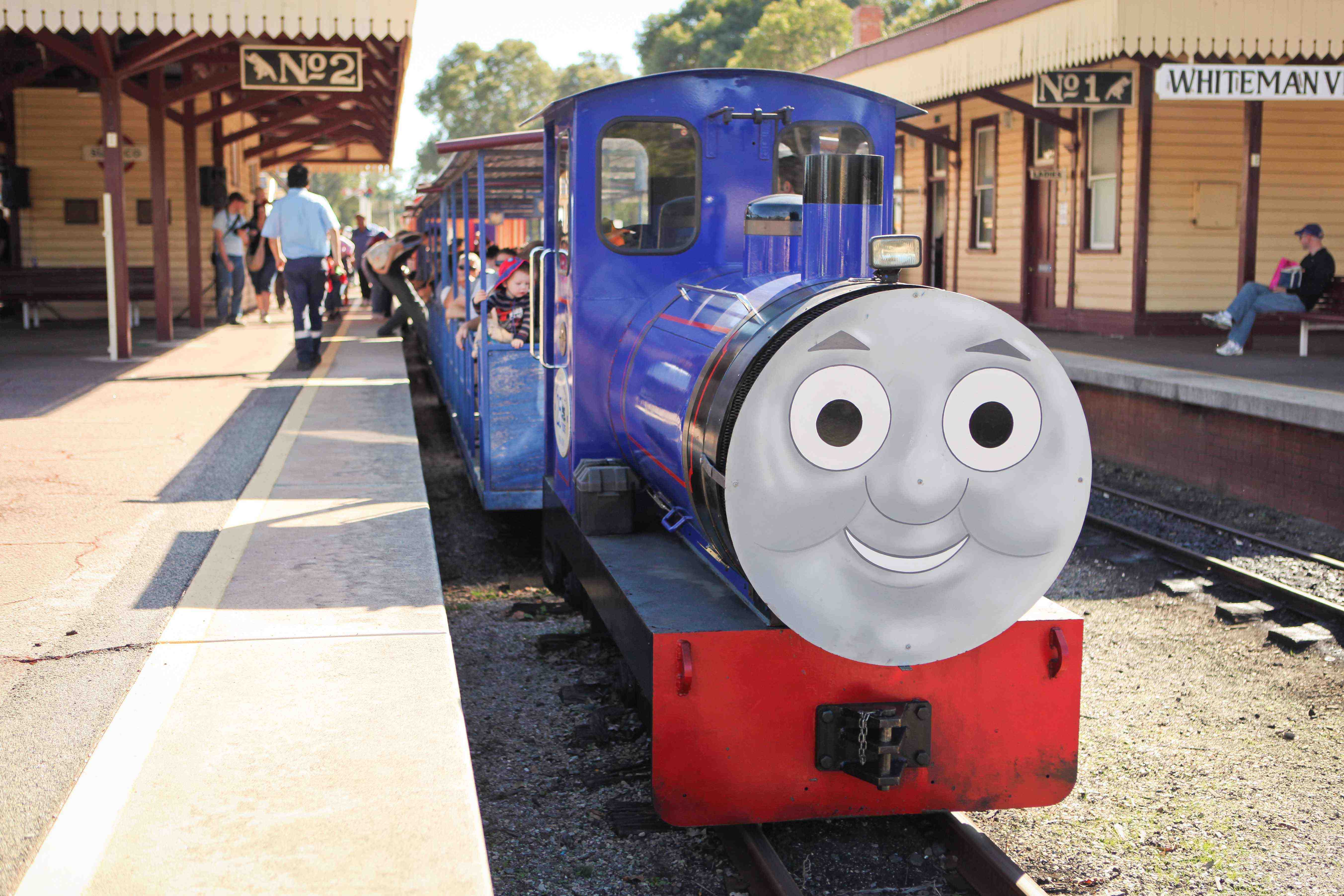 Friends of Ashley Day Whiteman Park }}