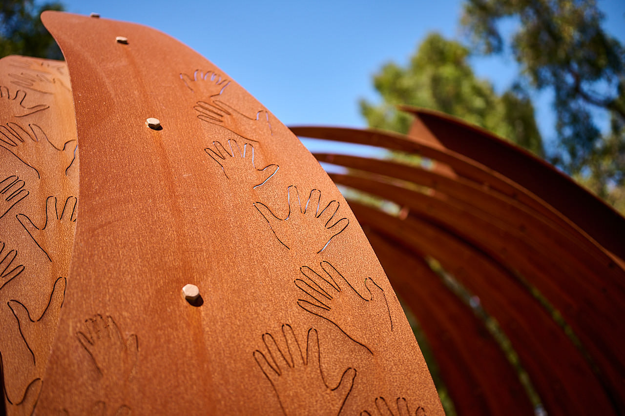 Healing Place Whiteman Park hands WEB DC251 }}