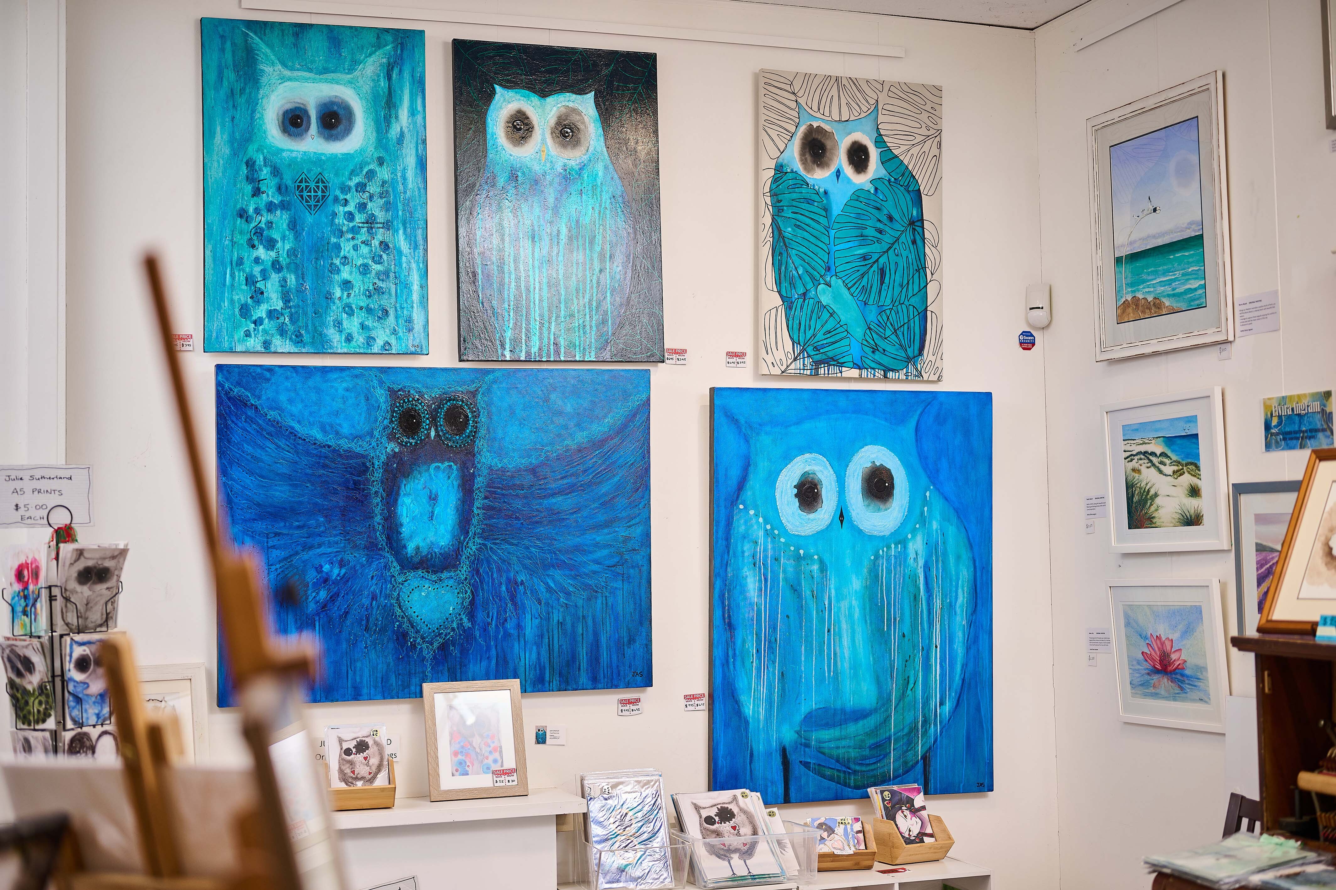 Village Art Gallery WP 252 2024 WEB BNR }}