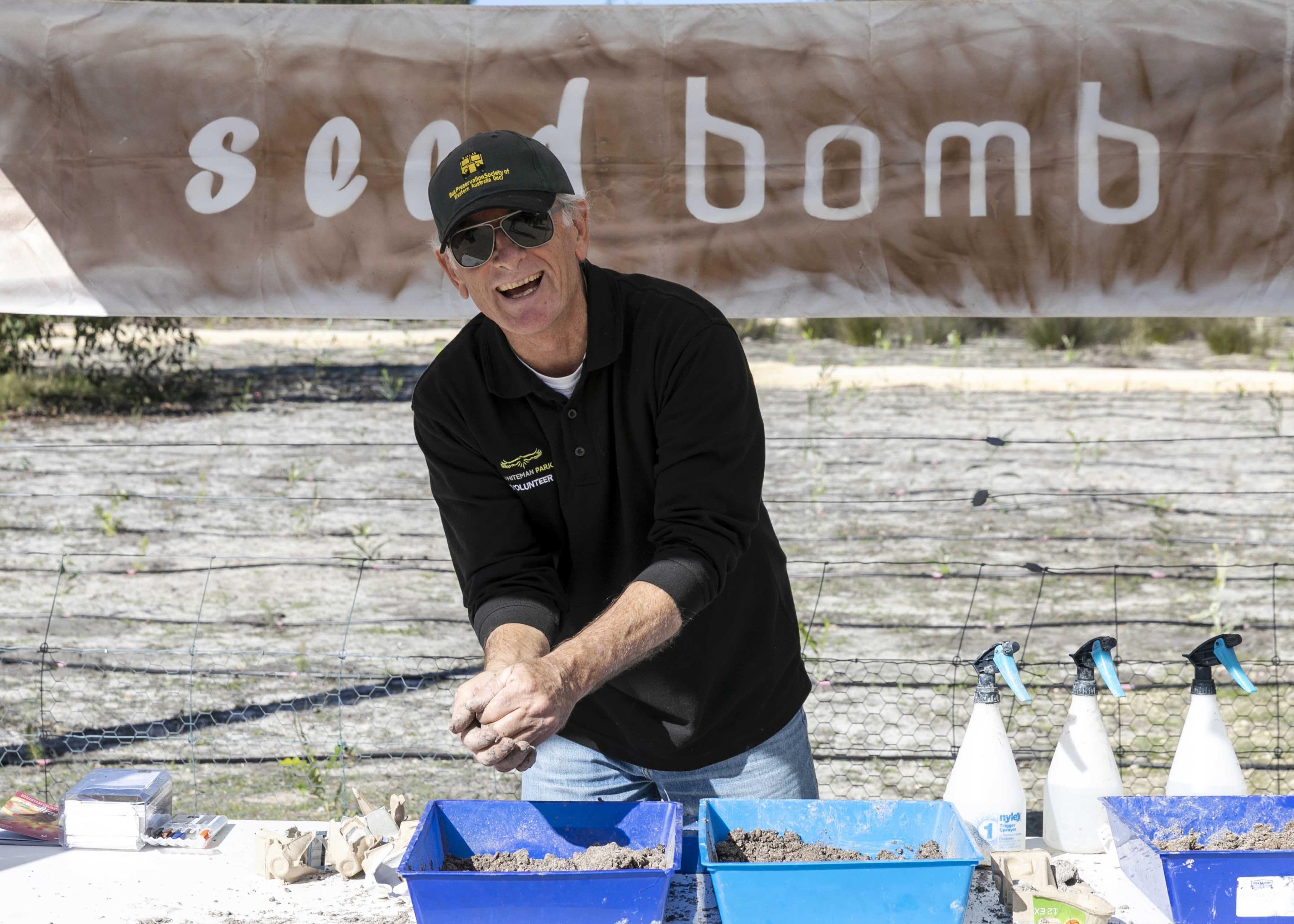 Whiteman Park Volunteers Events having fun making seed bombs WEB }}